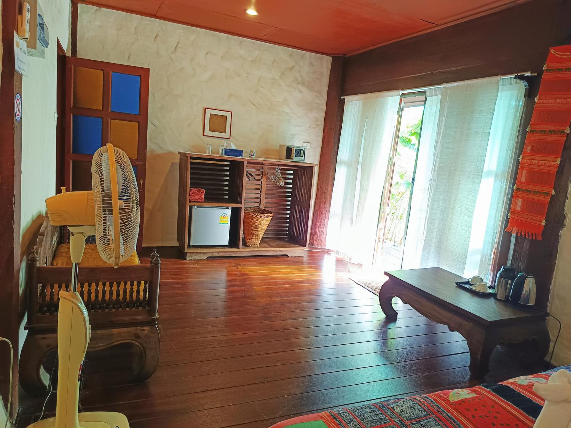 Tonnam Homestay Csiangmaj Szoba fotó