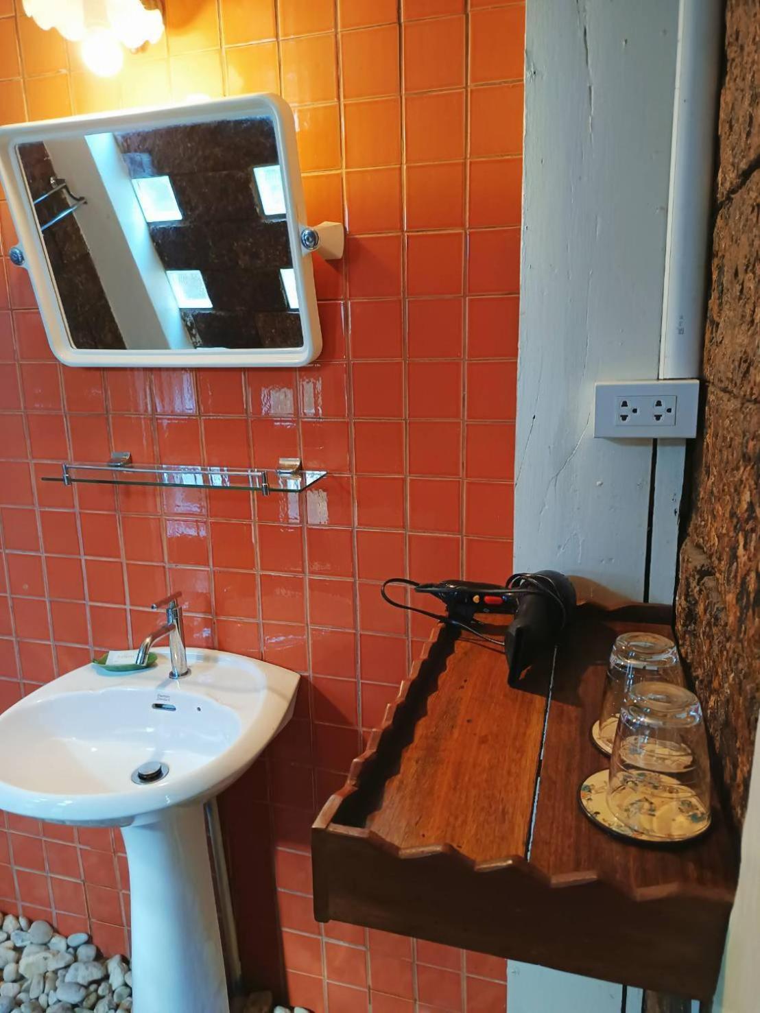 Tonnam Homestay Csiangmaj Kültér fotó